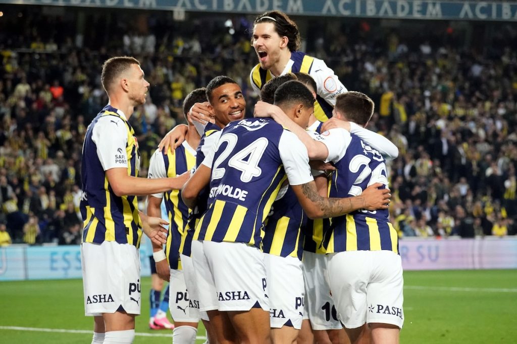 Conference League Hinspiel Fenerbahce möchte auswärts bei Olympiakos