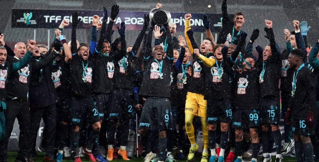 Abdullah Avci mit erstem Titelgewinn: Trabzonspor holt den Supercup!