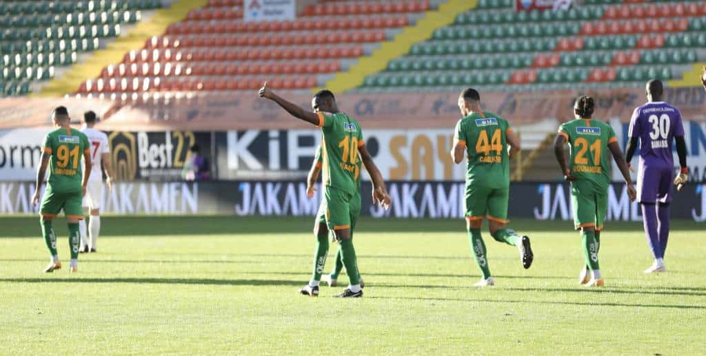 Süper Lig: Wichtige Siege für Kayseri, Denizli und Erzurum im Abstiegskampf!