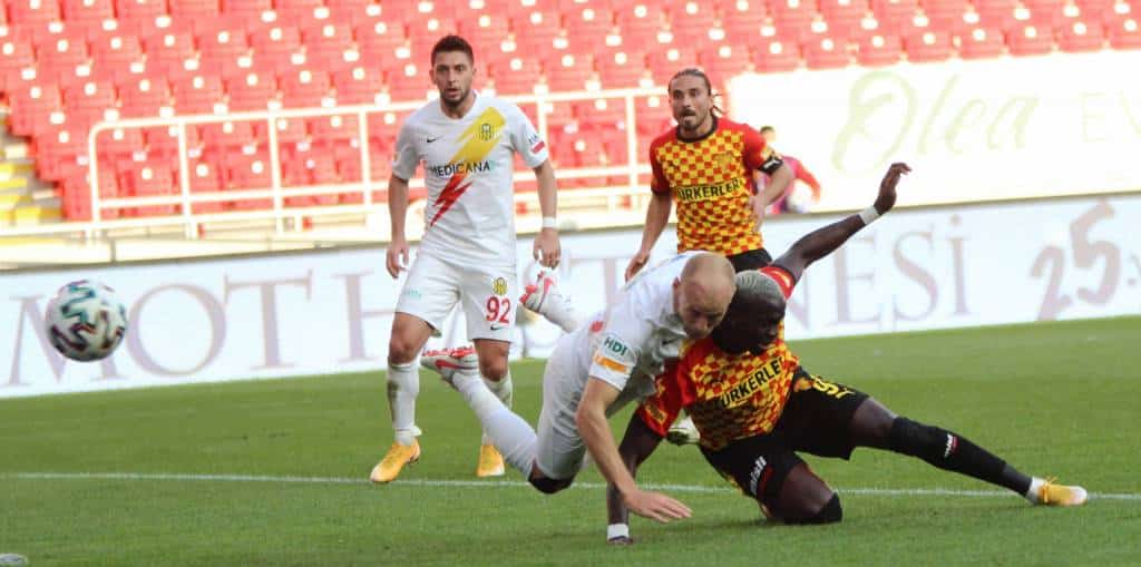 Ünal Karaman noch nicht angekommen: Göztepe vergibt Sieg gegen Malatyaspor