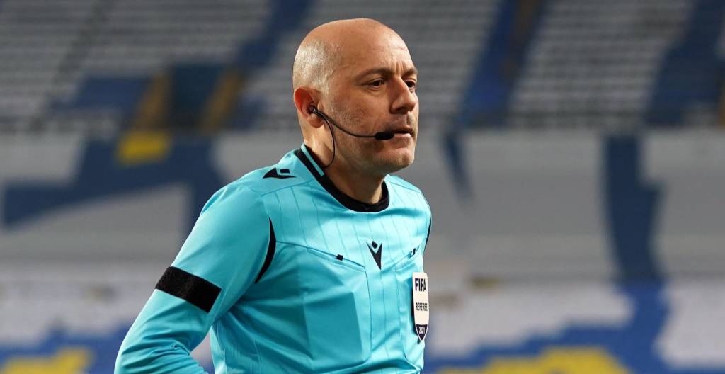 Italien wettert kollektiv gegen türkischen Schiedsrichter Cüneyt Cakir