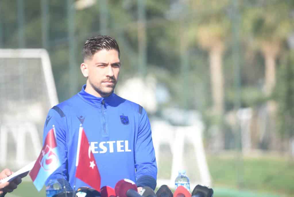Griechische Medien: Bakasetas vor Wechsel zum AC Florenz