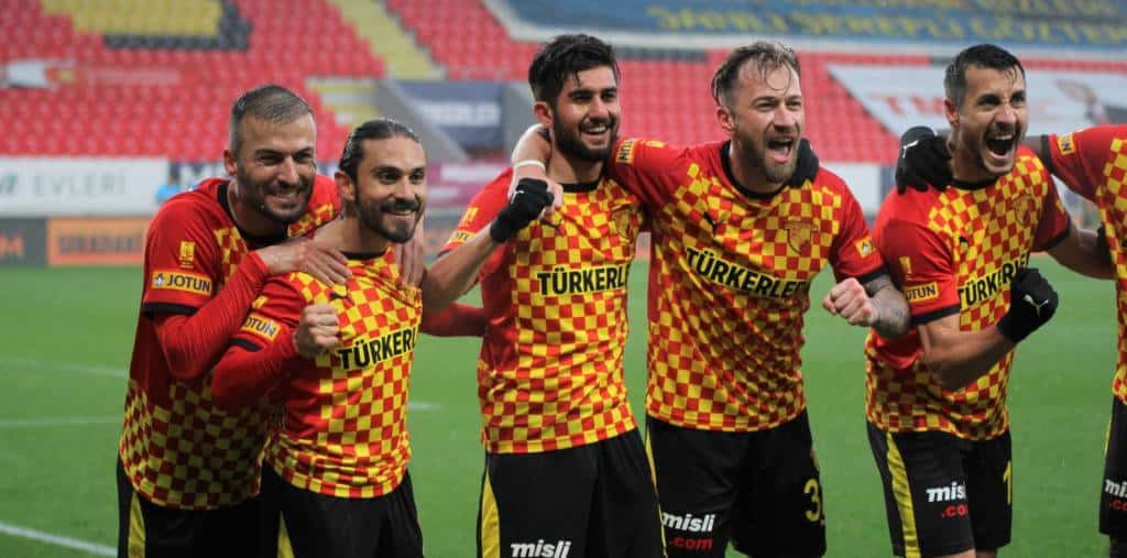 Basaksehir bleibt auf Abstiegsplatz – Nullnummer zwischen Hatay und Alanya!