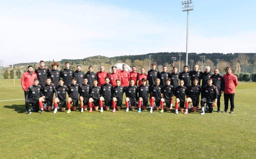 Trotz DFB-Werben: Leverkusen-Talent Samed Onur entscheidet sich für die Türkei