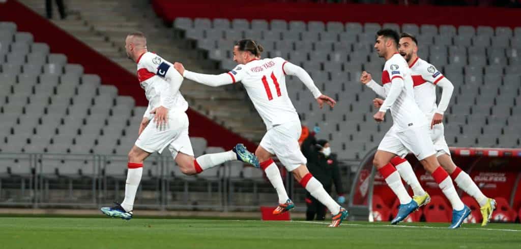 SRF trifft GazeteFutbol: „Türkei sehr unausgeglichen besetzt!“