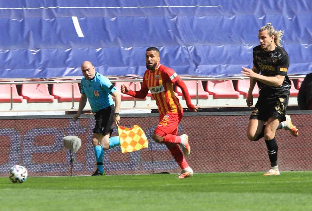 Süper Lig-Samstag: Kayseri vergibt Sieg gegen Göztepe – Keine Tore in Rize