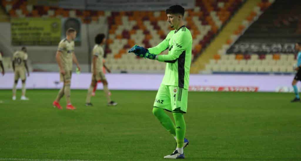 Altay Bayindir: „Wir sind bereit“ – Testspiel-Erfolg gegen Zweitligisten
