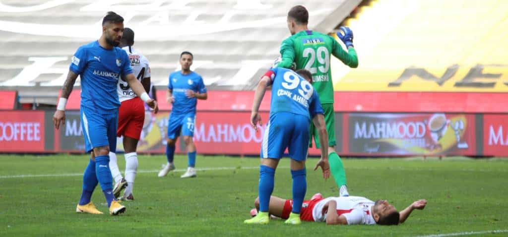 Erzurum holt wichtige drei Punkte in Gaziantep, Basaksehir mit viel Dusel gegen Alanyaspor