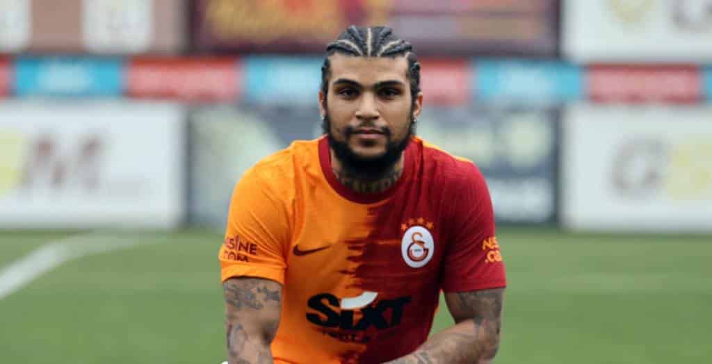 Galatasaray trennt sich von Yedlin und buhlt weiter um Bolat