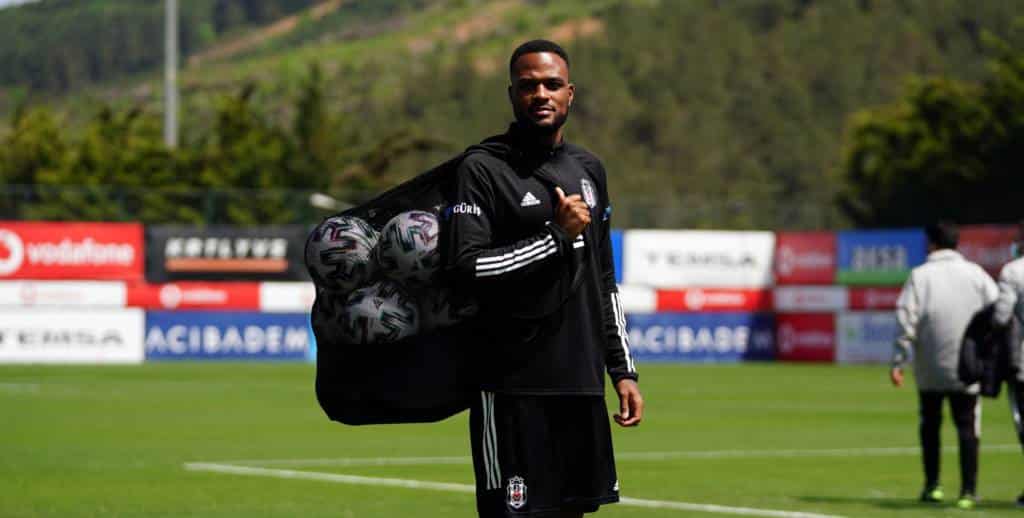 Vertragspoker: Dieses Gehalt fordert Cyle Larin von Besiktas