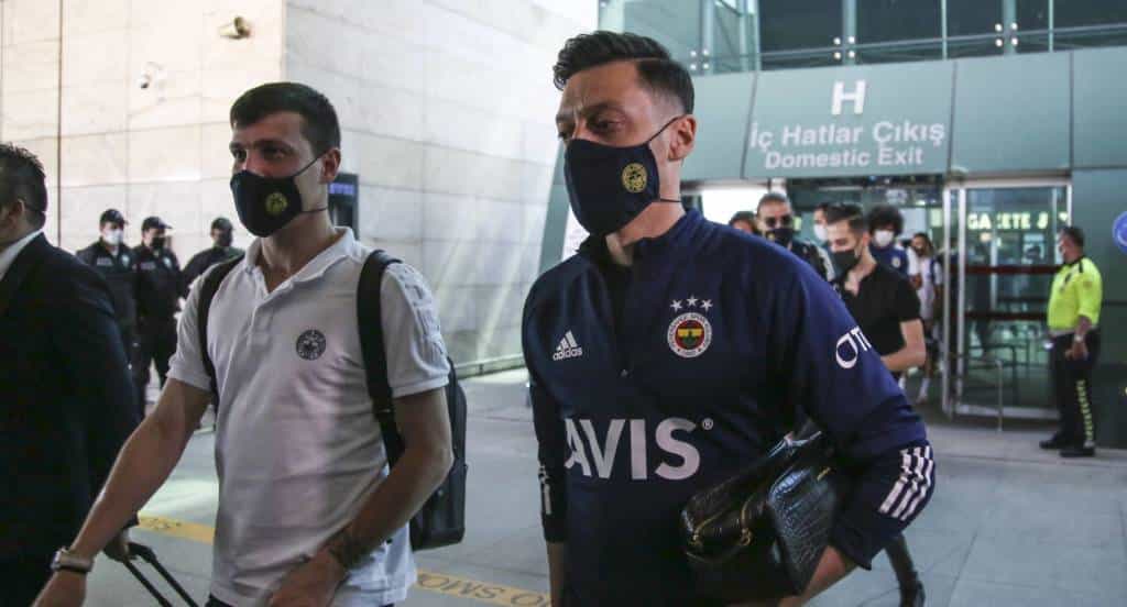 Fenerbahce reist ohne Mesut Özil nach Kayseri!