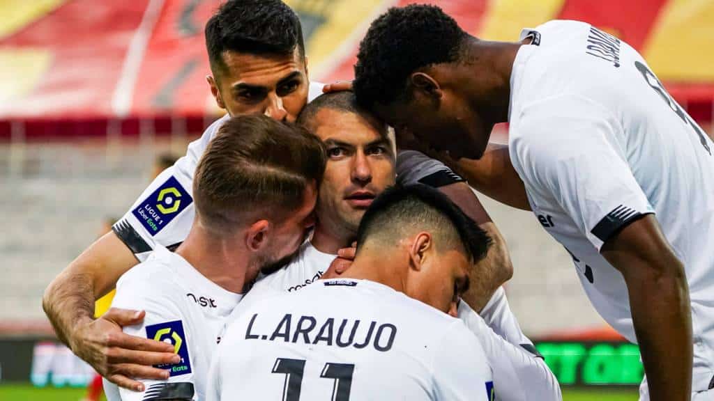 Lille marschiert Richtung Titel: Burak Yilmaz-Knaller im Video!