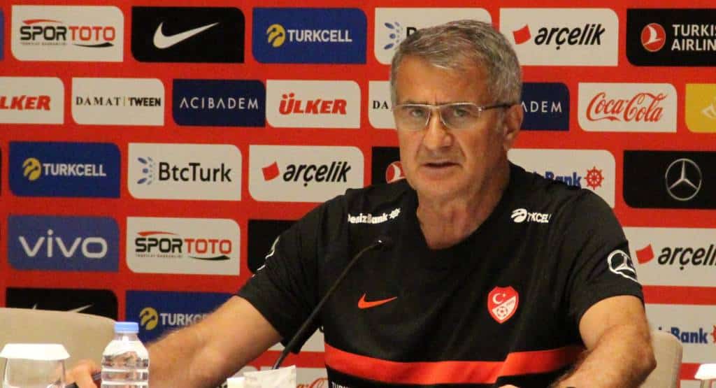 Trotz 2:1-Sieg über Aserbaidschan: Türkei-Coach Senol Günes unzufrieden!