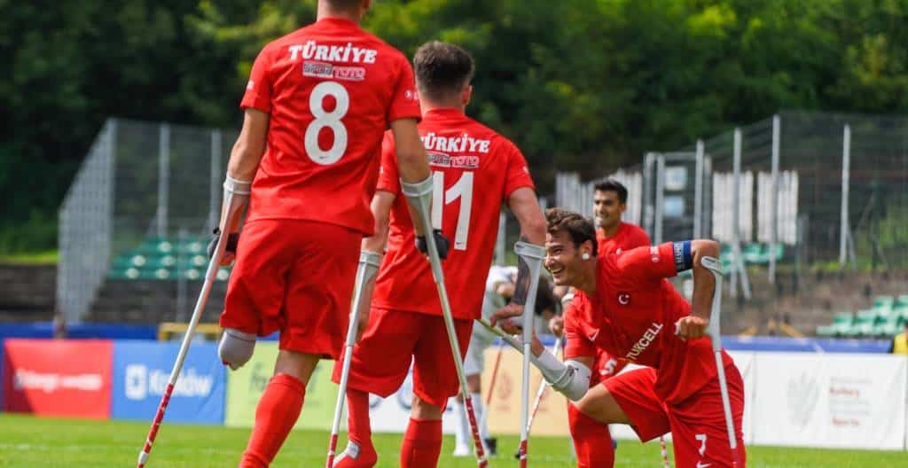 Amputiertenfußball: Türkei steht im Endspiel und greift nach EM-Titel