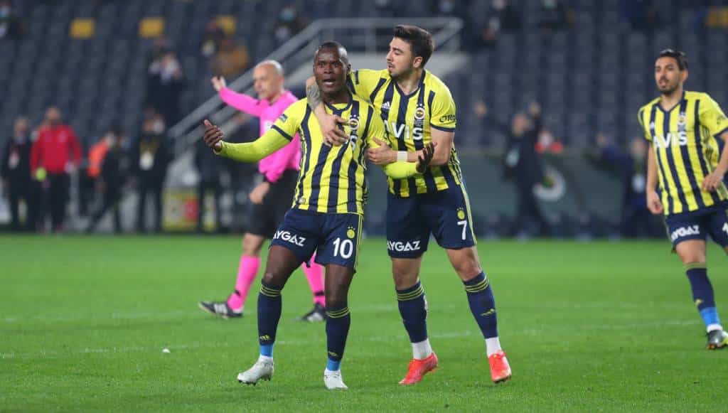 Wechsel steht bevor: Fenerbahce verleiht Großverdiener Samatta zu KRC Genk