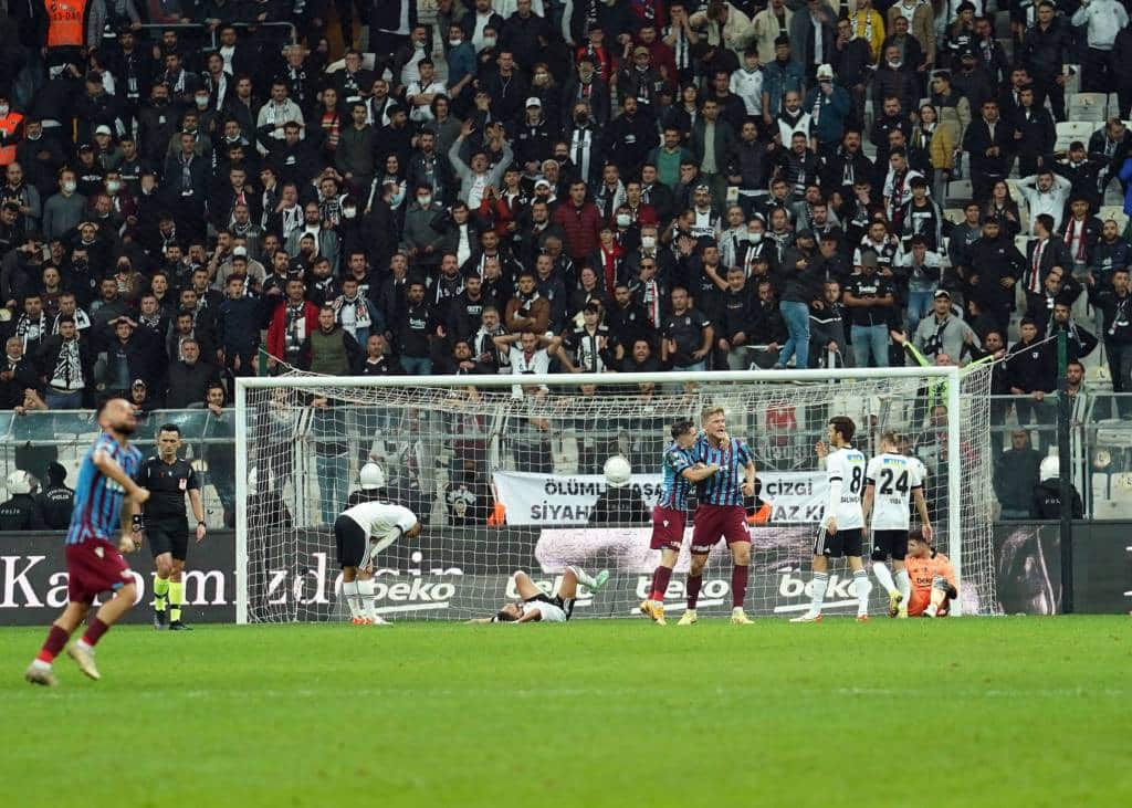2:1-Erfolg bei Besiktas – Trabzonspor gewinnt zum fünften Mal in Folge!