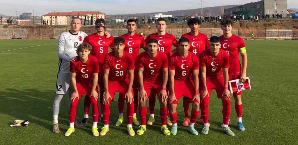 Testspiele der U18: Türkei schlägt den Kosovo zweimal