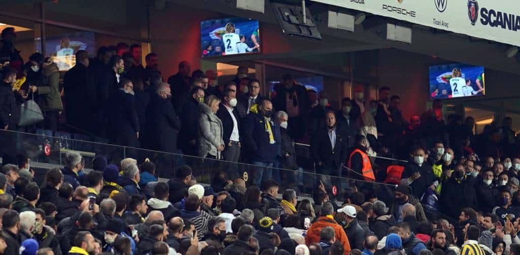 Nach Protesten in Kadiköy: Vitor Pereira stellt sich hinter Ali Koc