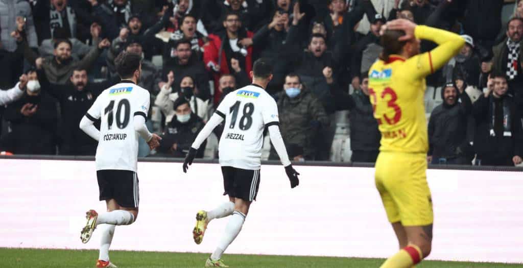 2:1 – Besiktas mit glücklichem Sieg gegen mutige Gäste aus Izmir