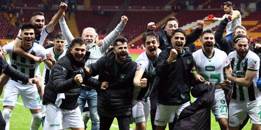 Pokalfight in Istanbul: Denizlispor sorgt für Galatasaray-Blamage!
