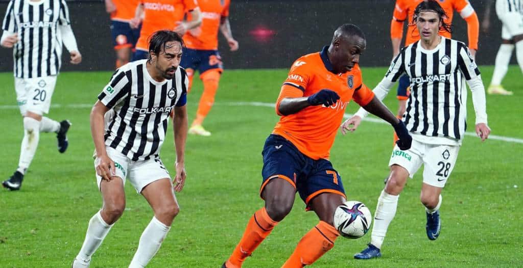 Okaka: „Besiktas und Galatasaray haben mir Angebote unterbreitet“