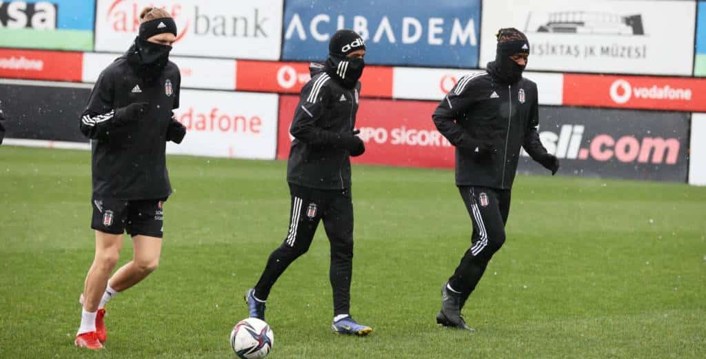 Corona-Welle bei Besiktas ebbt ab – Fallzahlen bei Gaziantep steigen rasant