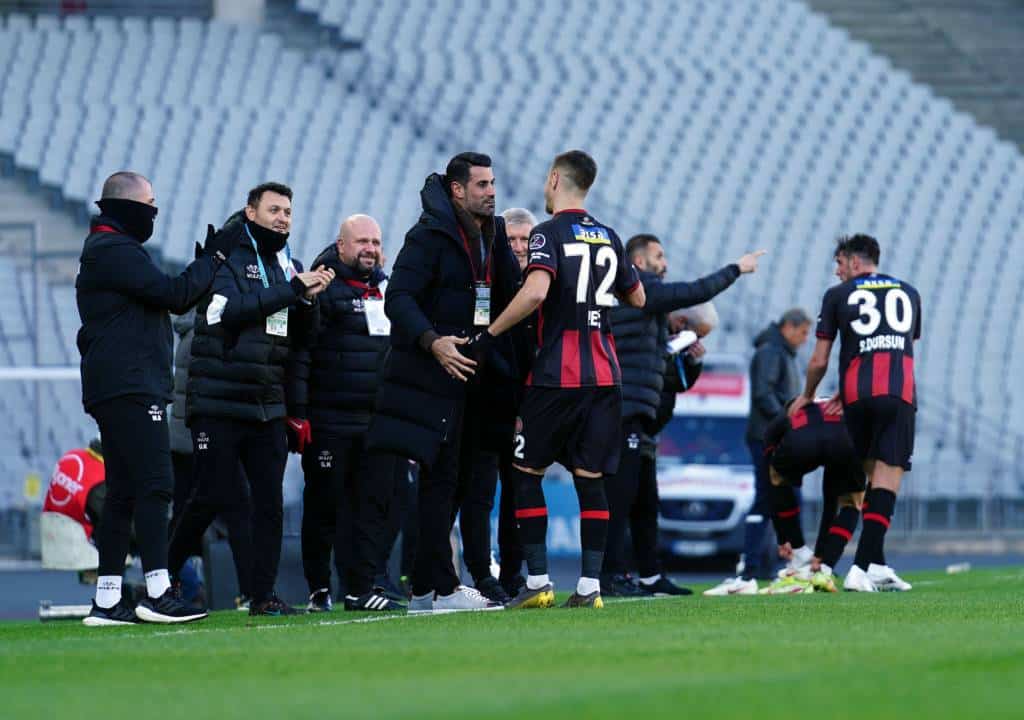 Karagümrük-Trainer Volkan Demirel: „Als Ja-Sager bringst du es nicht weit“