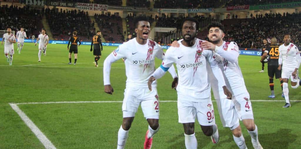 Lobzhanidze vermiest Torrent-Auftakt: Galatasaray verliert trotz zweimaliger Führung in Hatay