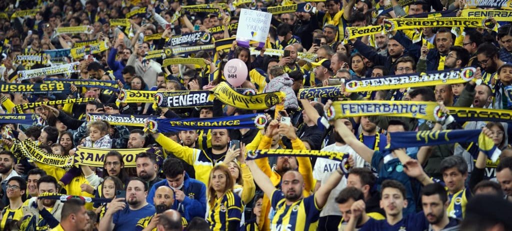 Rennes-Trainer Genesio vor Fenerbahce-Duell: „Auf uns wartet die Hölle“