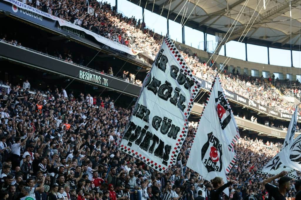 Europa League: Enschede-Bürgermeister verbietet Anreise von Besiktas-Fans