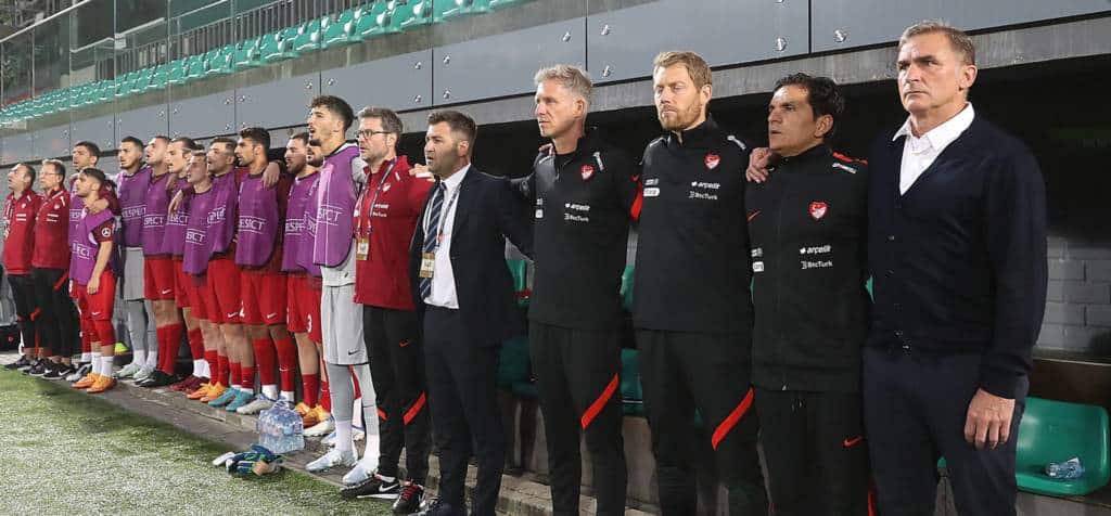 Stefan Kuntz: „Mannschaft soll weiterhin auf einem hohen Niveau spielen“