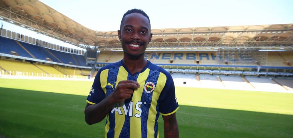 Lincoln Henrique: „Bin sehr glücklich, einen großen Klub wie Fenerbahce zu repräsentieren“