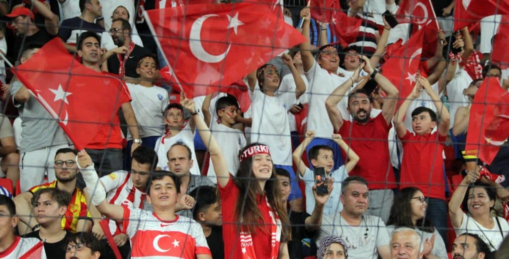 Türkei-Kader: Özcan verletzt raus – Yüksek und Cigerci nachnominiert