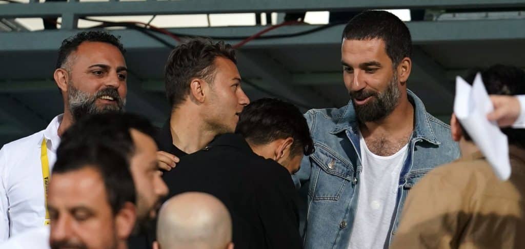 Arda Turan: „Versuche das richtige Team zusammenzustellen“