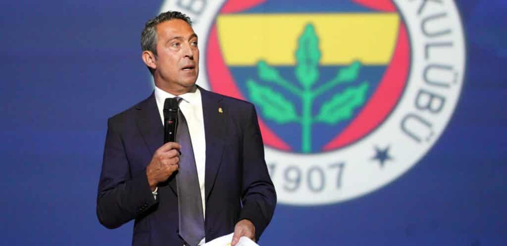 Fenerbahce gibt Schuldenstand bekannt