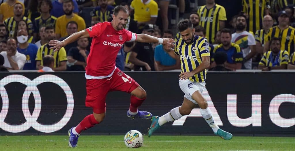 Überraschung: Ümraniyespor entführt verdienten Punkt aus Kadiköy!