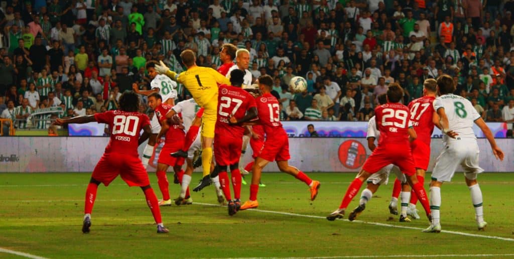 2:4-Blamage gegen Vaduz: Konya-K.-o. in der Conference League
