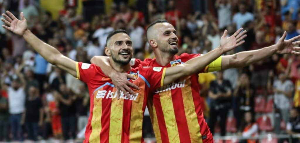 Süper Lig-Sonntag: Kayserispor schlägt Giresun klar – Kasimpasa mit erstem Saisonsieg gegen Hatay