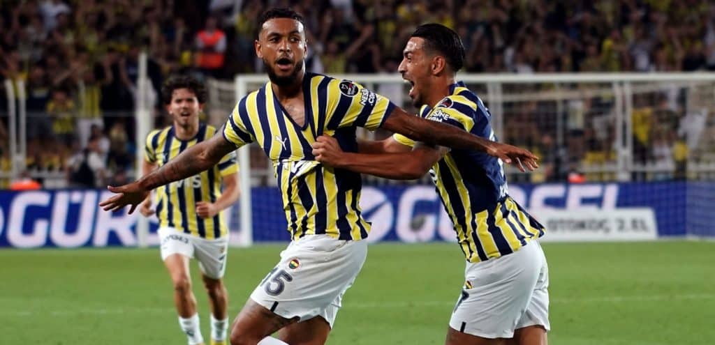 Fenerbahce gewinnt Test gegen den FC Villarreal mit 2:1