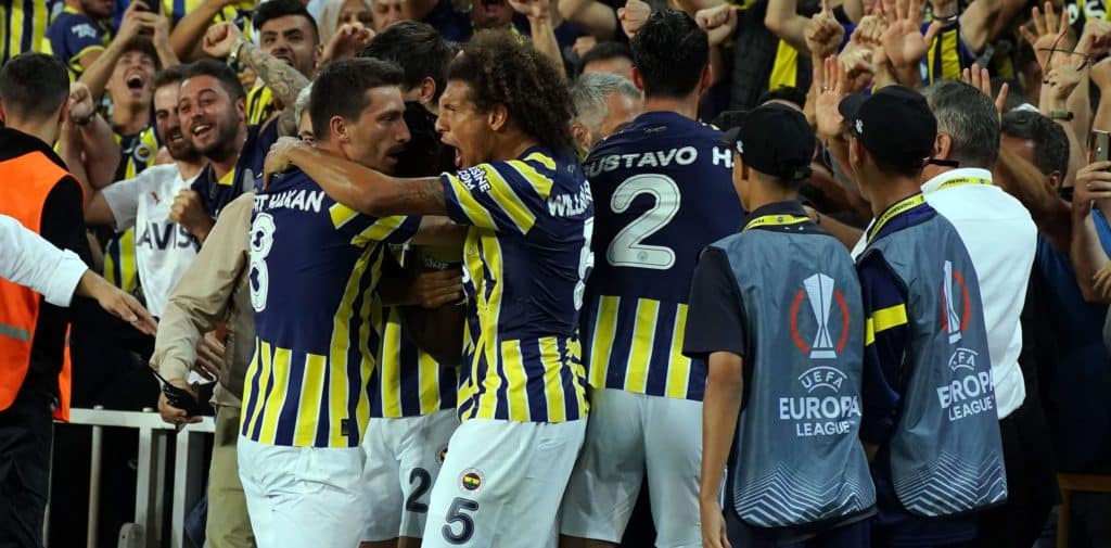 Auf Fenerbahce warten zehn Spiele in 45 Tagen