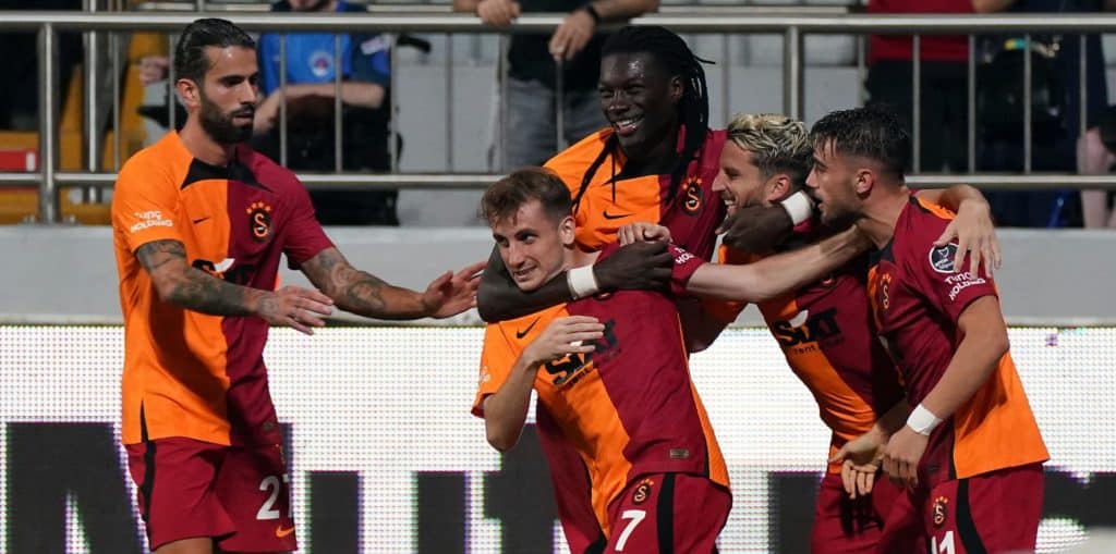 Galatasaray besiegt Kasimpasa auswärts mit 3:2 – Aktürkoglu Mann des Abends