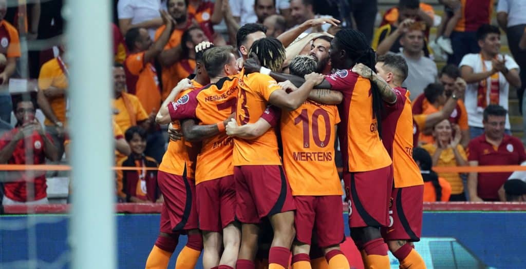 Vorerst Tabellenführer: Galatasaray gewinnt Topspiel gegen Konyaspor mit 2:1 Galatasaray