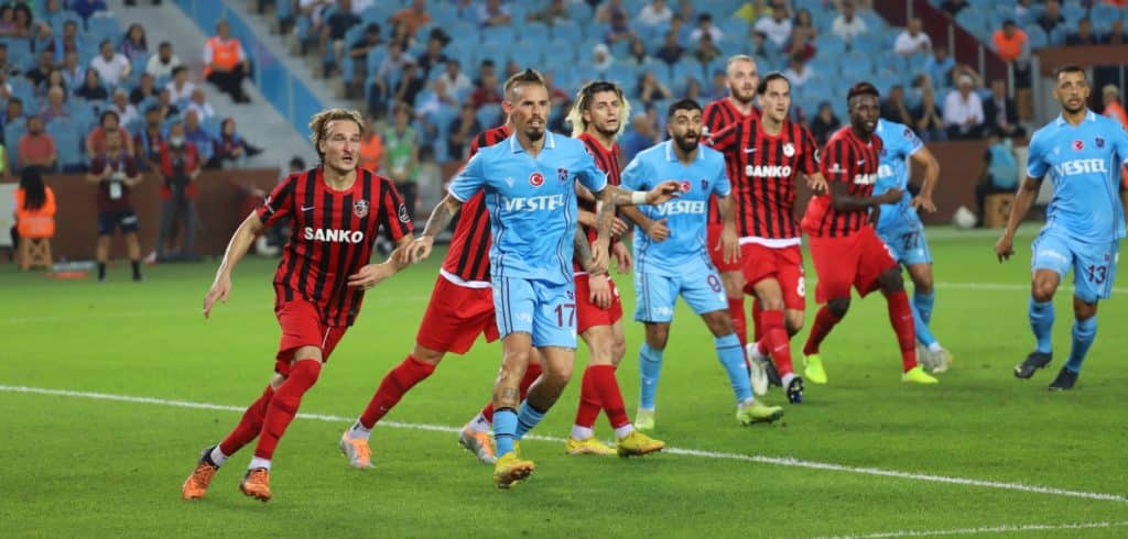 3:2-Heimsieg! Trabzonspor dreht frühen 0:2-Rückstand gegen Gaziantep FK in letzter Sekunde!