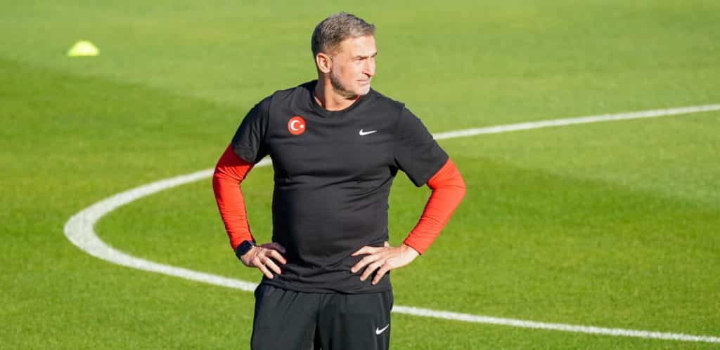 Türkei: Nationaltrainer Stefan Kuntz operiert