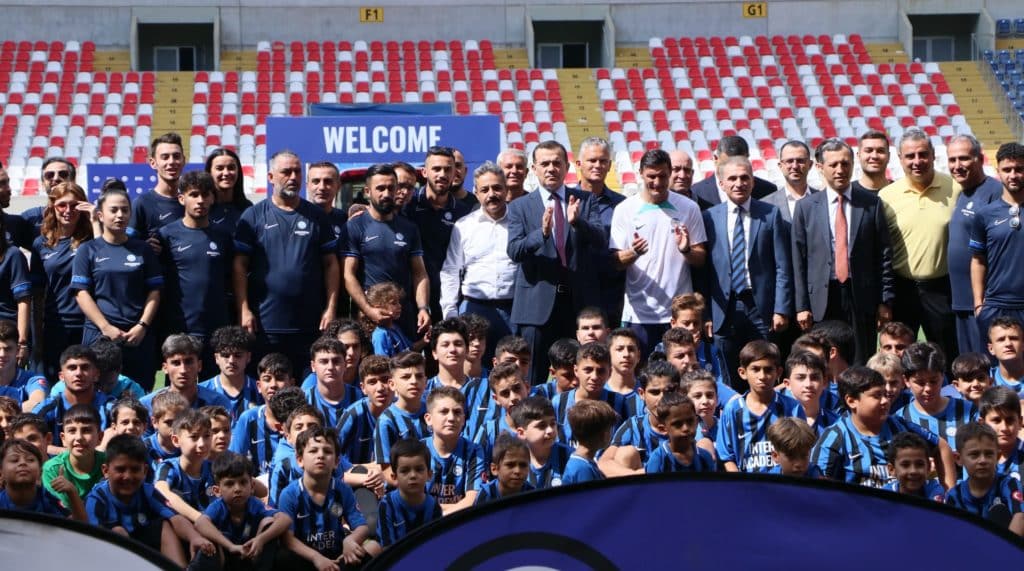 Inter Academy Turkey: Legende Javier Zanetti zu Besuch in Mersin Javier Zanetti