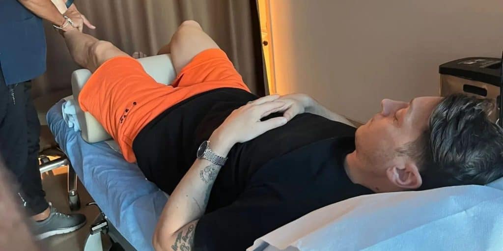 Basaksehir: Mesut Özil operiert – So lange fällt der Mittelfeldspieler aus