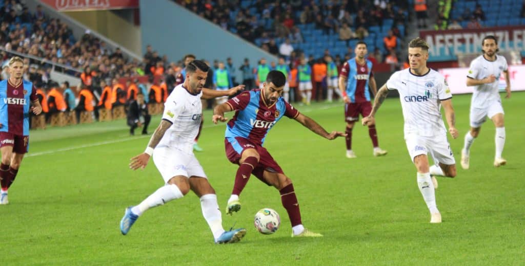 Keine Tore: Trabzonspor mit müder Nullnummer gegen Kasimpasa Trabzonspor Kasimpasa Umut Bozok