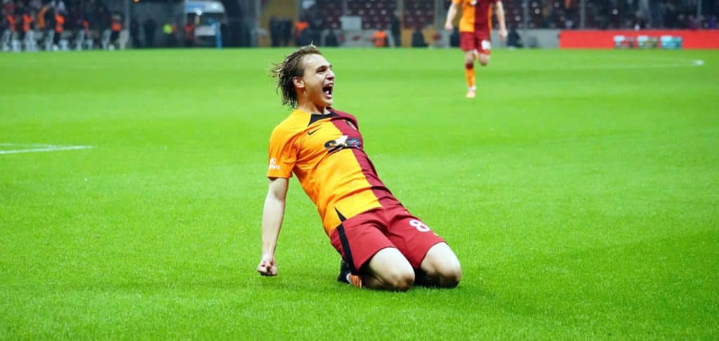 Hamza Akman: „Habe immer von diesem Tag geträumt“ – Okan Buruk zufrieden mit Chancenverwertung