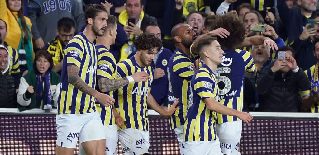 Fenerbahce: Tabellenführer, meiste Siege, meiste Treffer, beste Tordifferenz