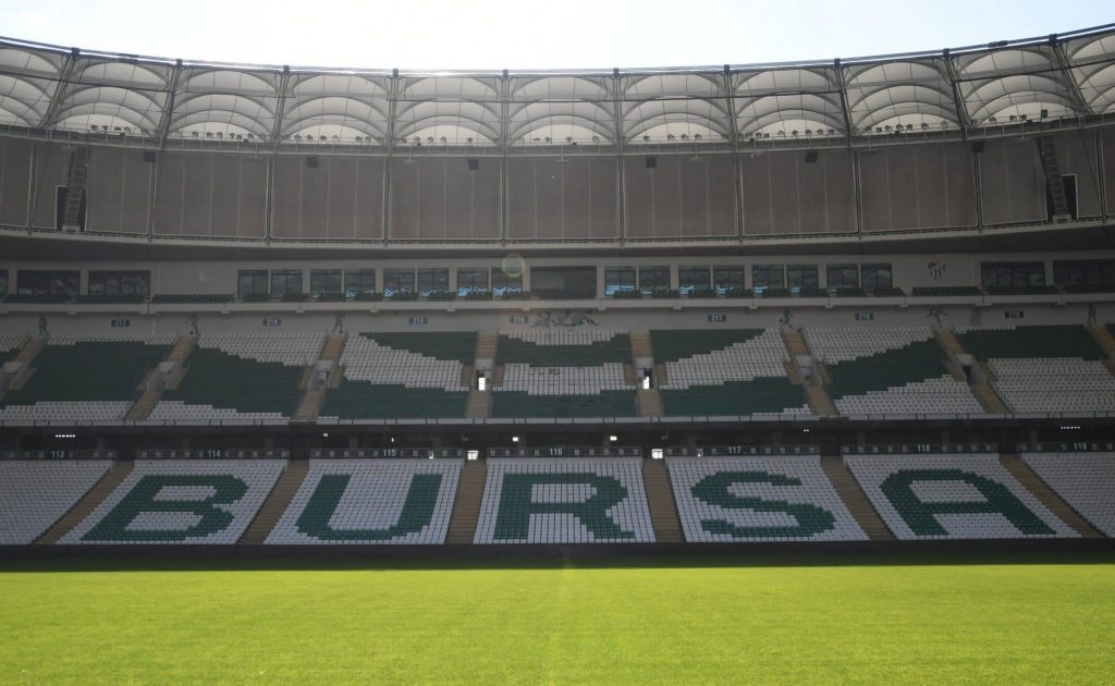 Ex-Süper Lig-Meister Bursaspor vor Schließung – Klubchef Günay: „Keine Überlebenschance“